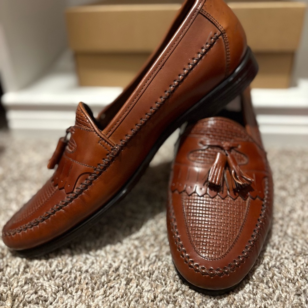 Classic Brown Tassel Loafers